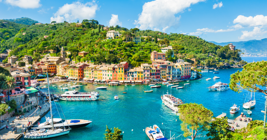Beautiful picture of the beautiful colorful Portofino bay