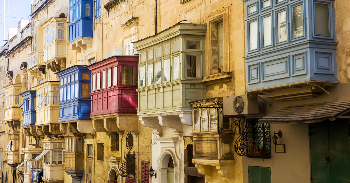 what to see and do in malta - colorful balconies